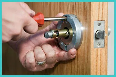 Advanced Locksmith Service Long Beach, CA 562-274-0792 - 10-residential-lockouts